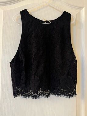 Show Me Your Mumu Black Eyelash Lace Crop Top Medium NWT